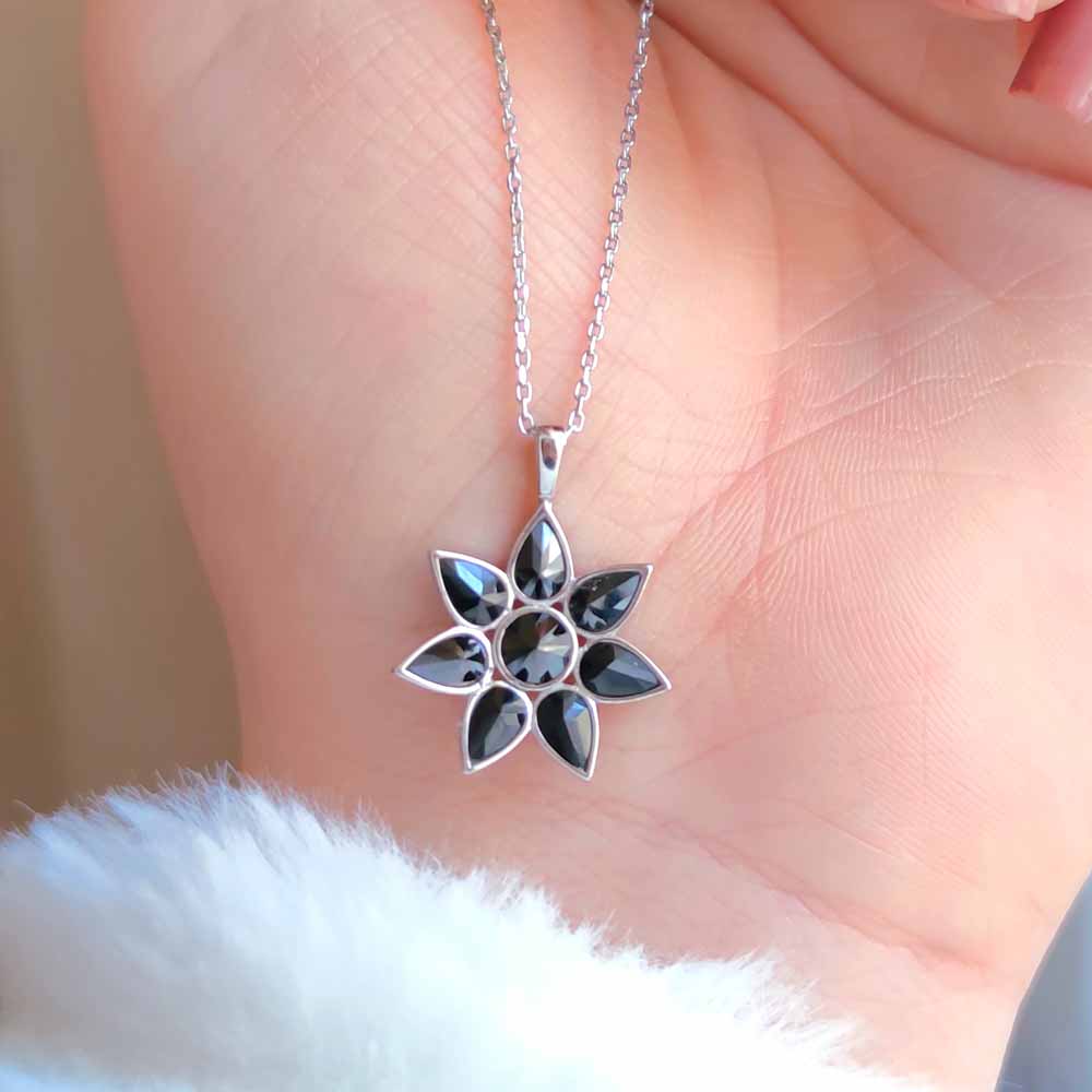 925 Sterling Silver Rose Shape Necklace