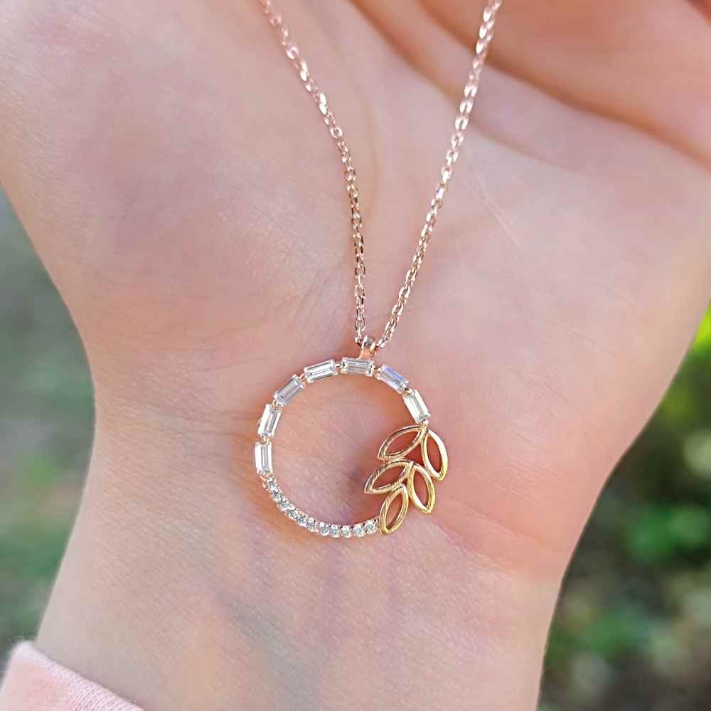 925 Sterling Silver Circle Necklace - White Zircon